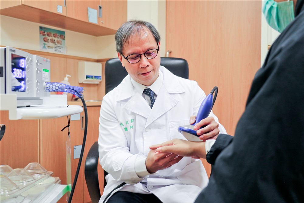 數錢數到「媽媽手」 體外震波擺脫疼痛《人醫心傳》264期